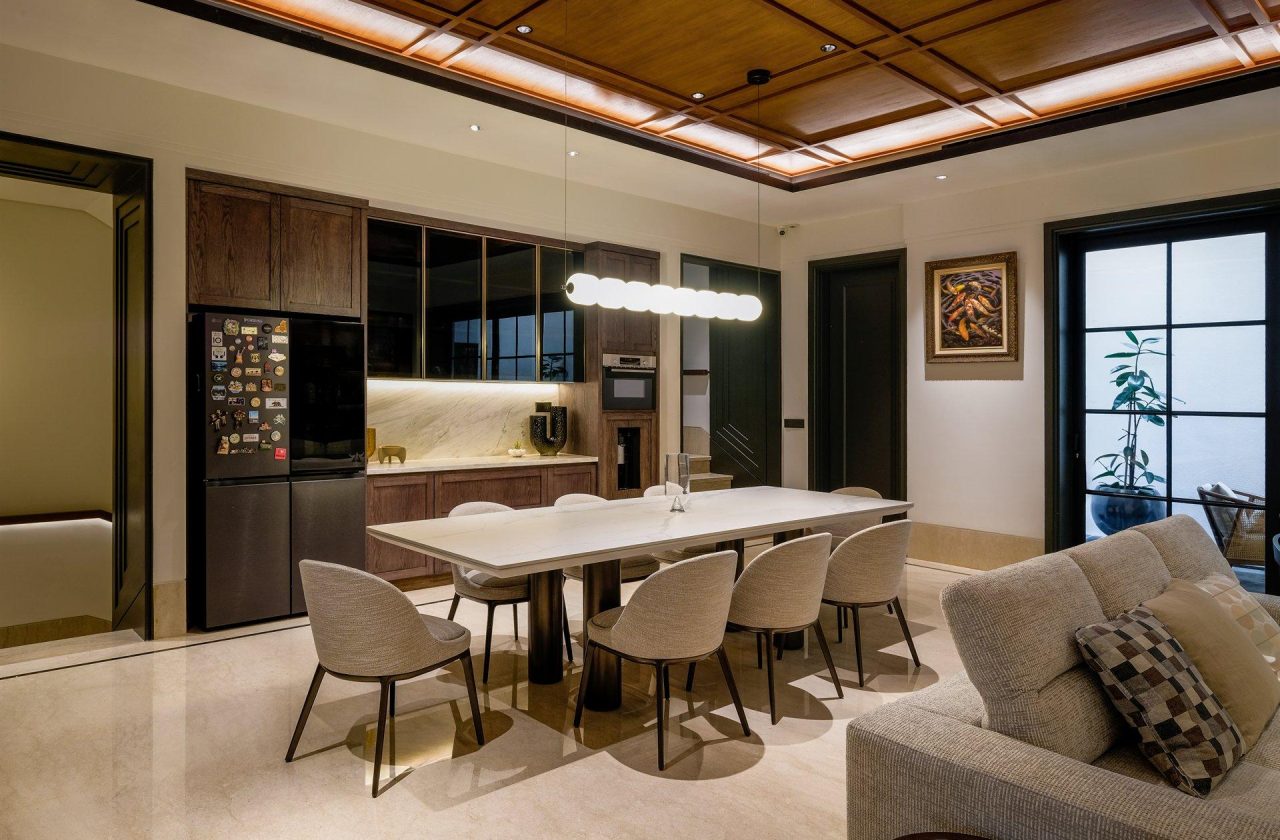 Mass Image Compressor Compressed this image. https://sourceforge.net/projects/icompress/ with Quality:86