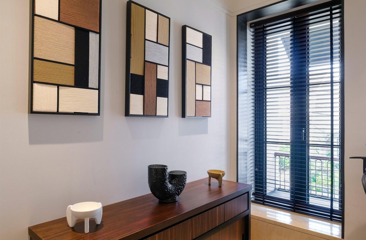 Mass Image Compressor Compressed this image. https://sourceforge.net/projects/icompress/ with Quality:86