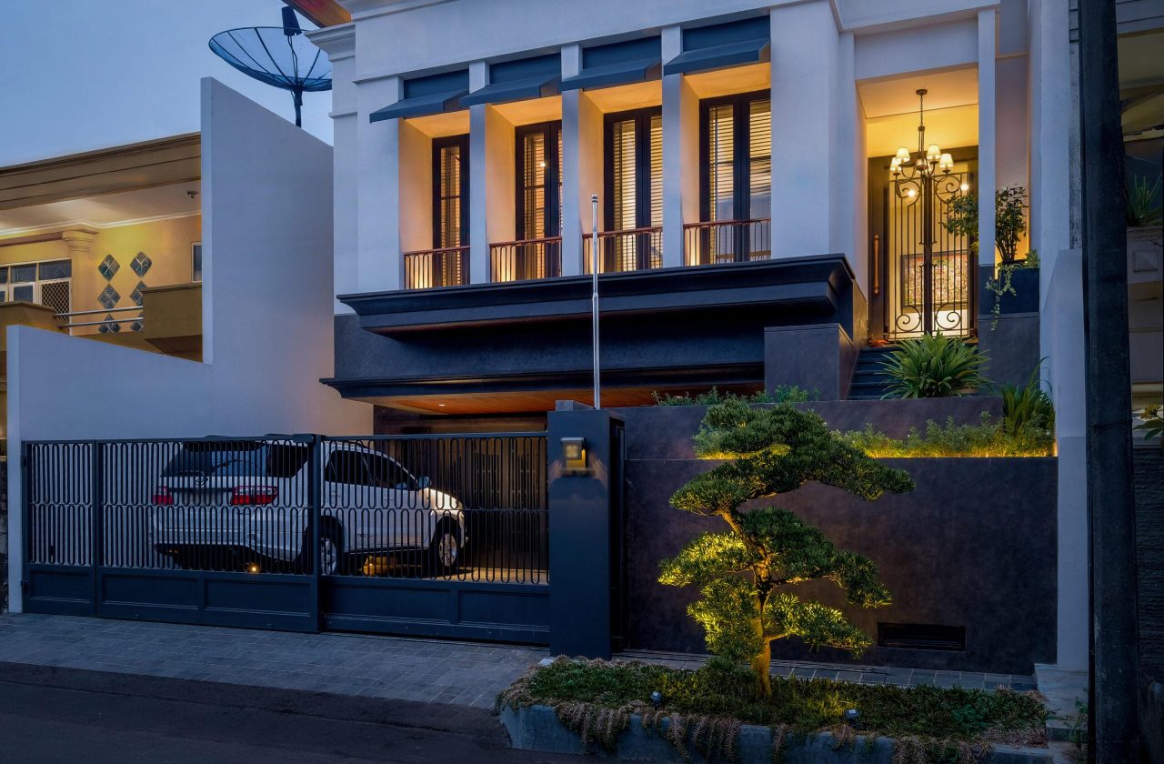 AF House - Facade Night